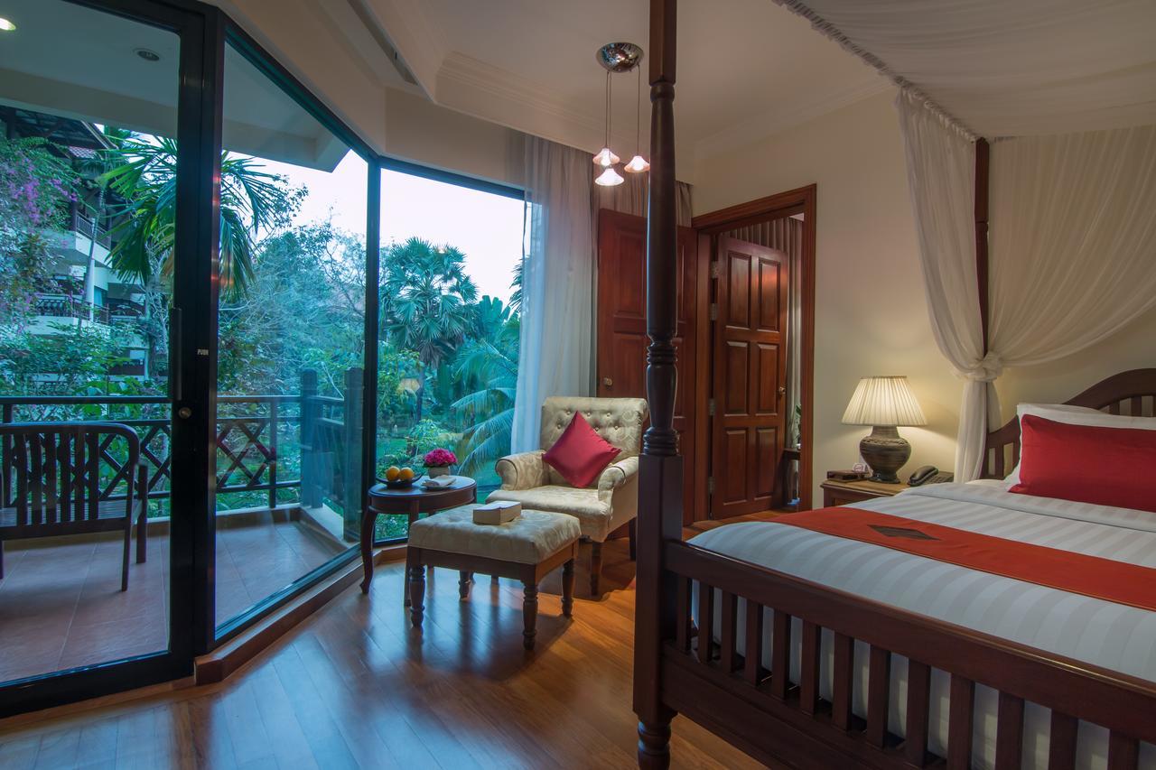 Angkor Palace Suite & Villa Сием Реап Екстериор снимка