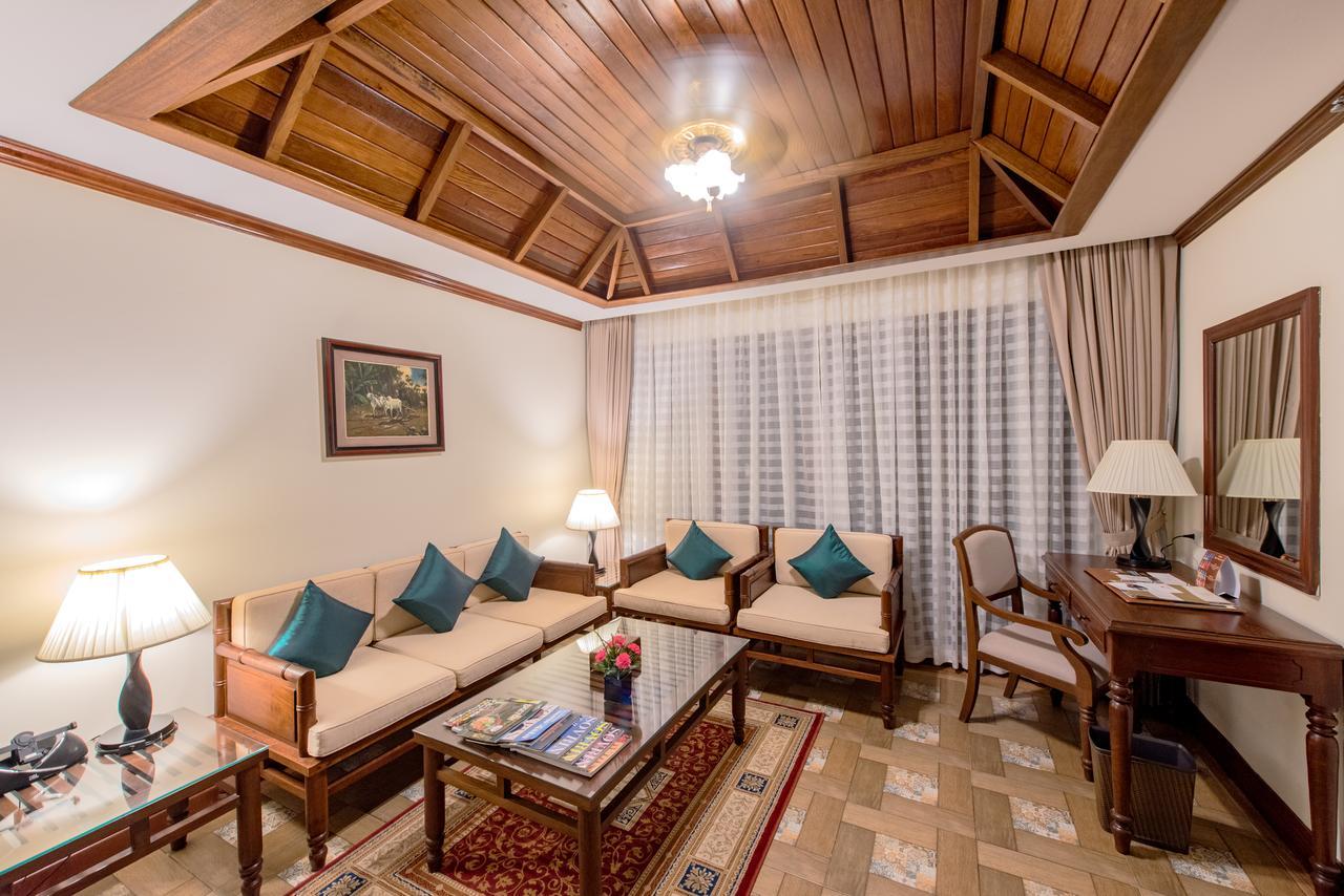 Angkor Palace Suite & Villa Сием Реап Екстериор снимка