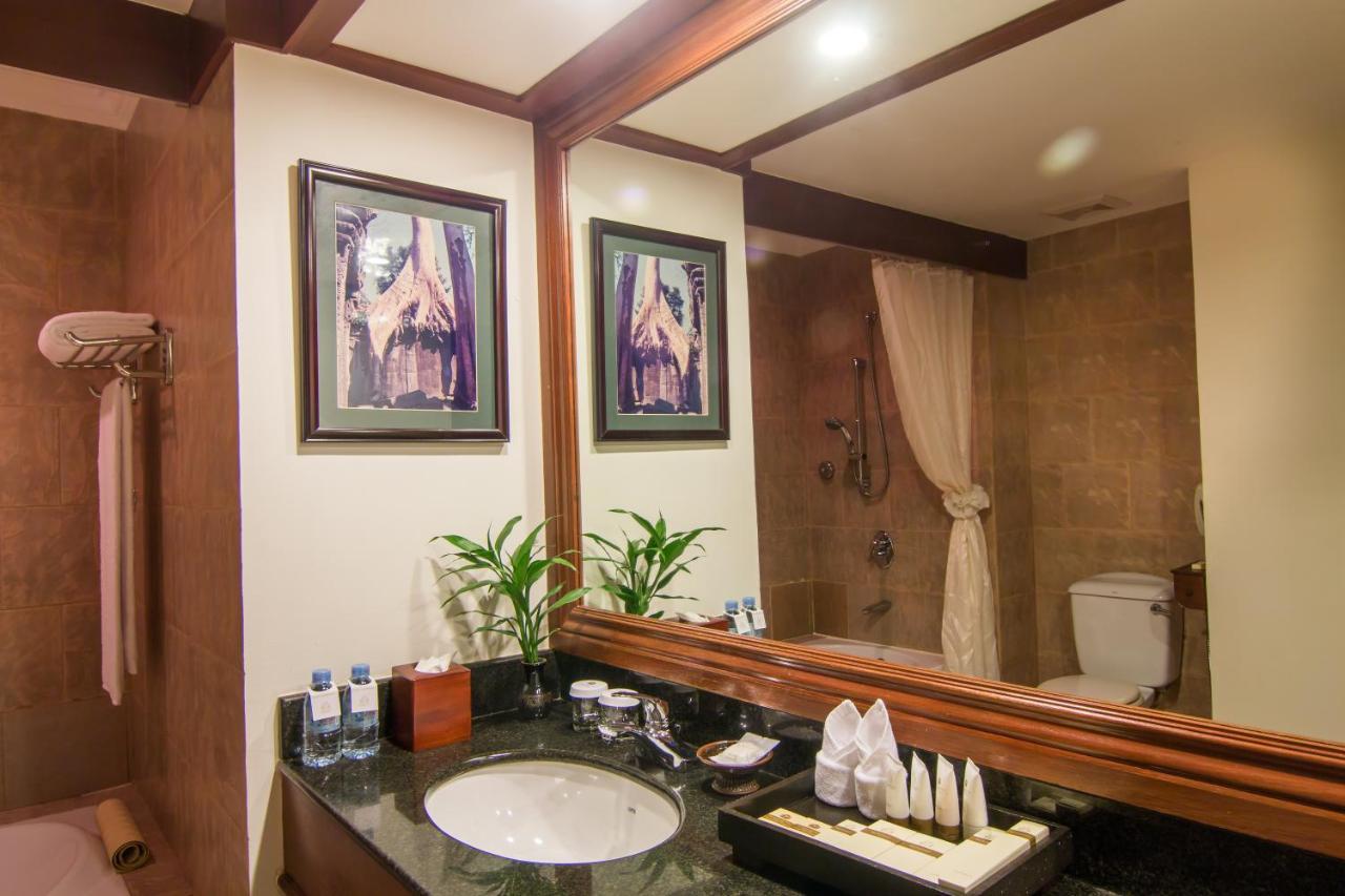 Angkor Palace Suite & Villa Сием Реап Екстериор снимка